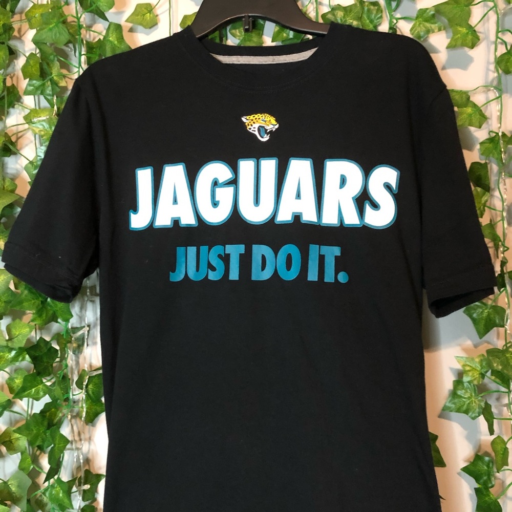 Jaguars t shirt
